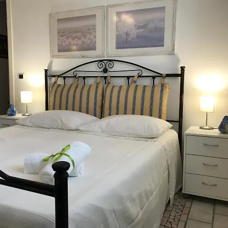 Casa Vacanze Borgo Marinaro 2 Holiday home